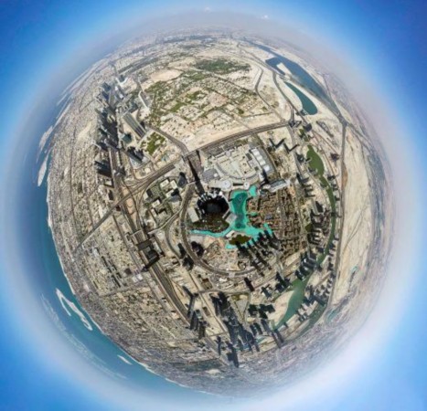 
      迪拜360度西安720VR全景高空照部分
